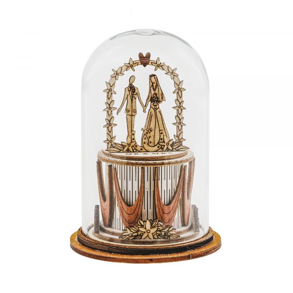 'Mr and Mrs' Figurine